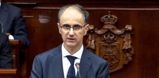 Izabrana nova vlada u Srbiji: Đuro Macut premijer, opozicija bojkotovala glasanje