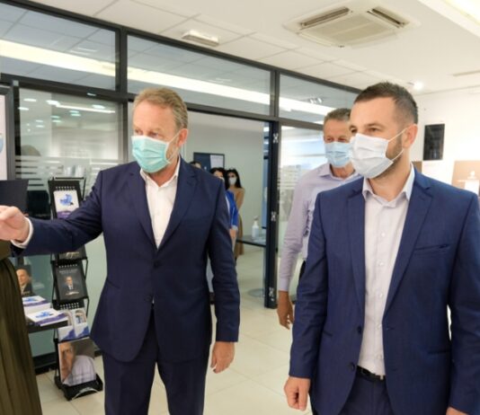 POSTIZBORNE KALKULACIJE U BiH – SVI GLEDAJU SEBE, GRAĐANI NISU U FOKUSU!